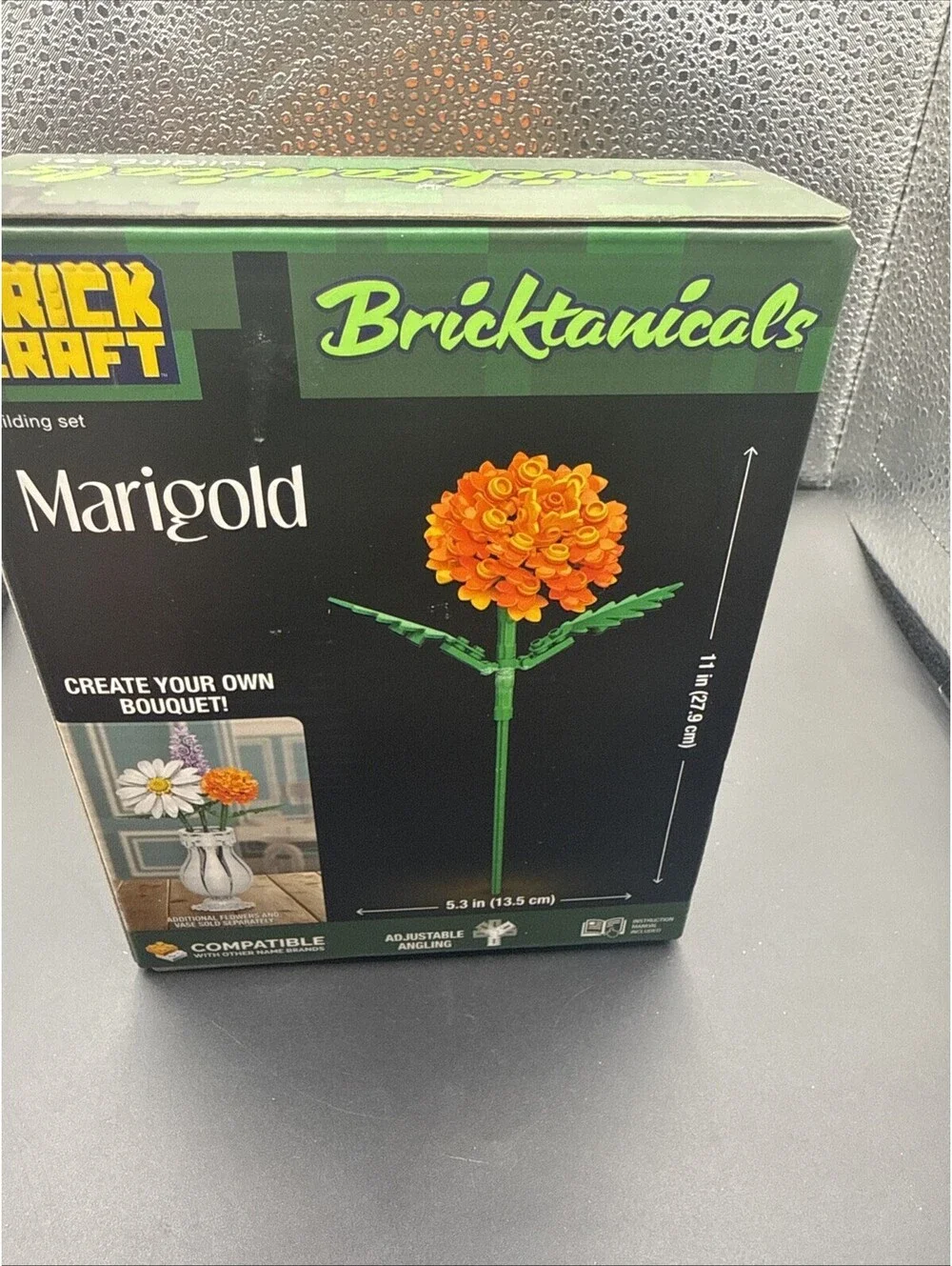 Bricktanicals Marigold Brick Building Set (99-Piece Set), Artificial Flower